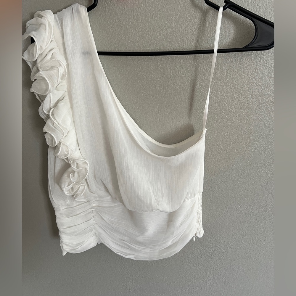 Lilyful size M off the shoulder crop blouse